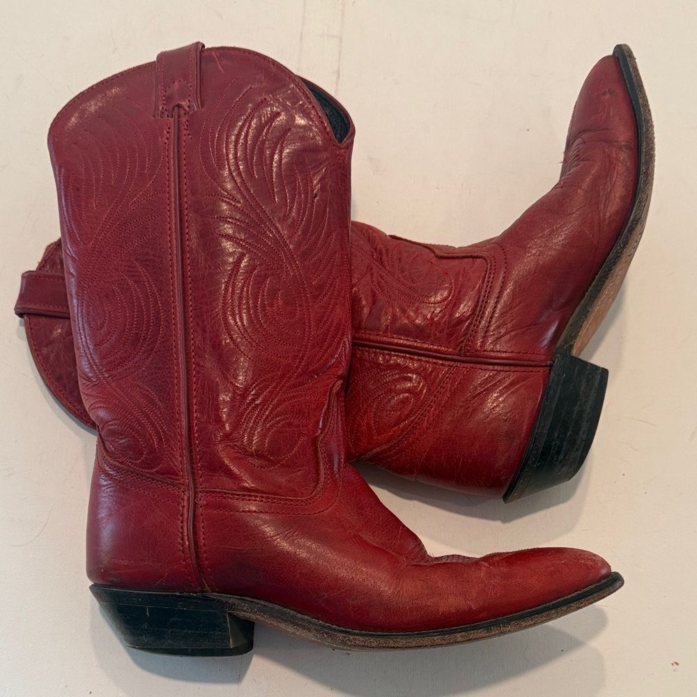 Elegant Red Leather Heeled Western Boots